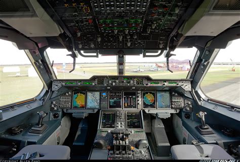 Cabine Do Airbus A400 First Airbus A400M 'Atlas' For