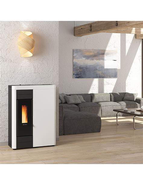 Stufa A Pellet Ermetica Slim Tortora Virna Idro 14 5 KW La Nordica