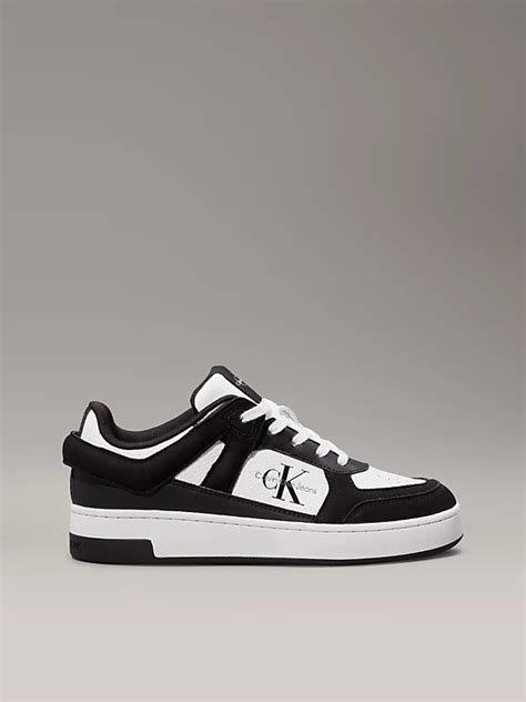 Najnowsze Trendy w Modzie Damskiej | Calvin Klein®
