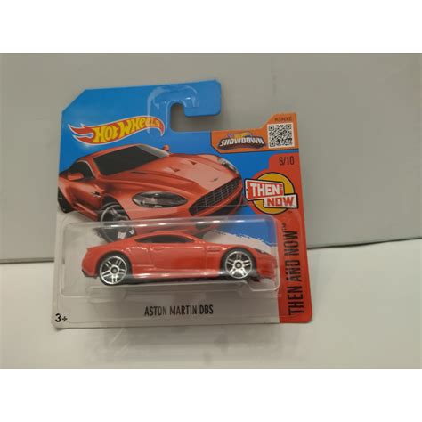 ASTON MARTIN DBS RED 1 64 HOT WHEELS CARTON MAL ESTADO CARD DAMAGED BCN STOCK CARS