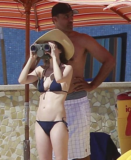 9 Hot Eliza Dushku Bikini Pics