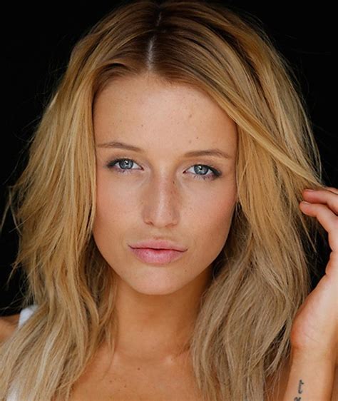 Sarah Dumont Nude Imaginative Minds