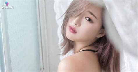 Khoe K N Ng M A C T Hot Girl B Ng H A N Th N