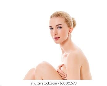 Beautiful Nude Woman Sitting On Flor Stock Photo 673780363 Shutterstock