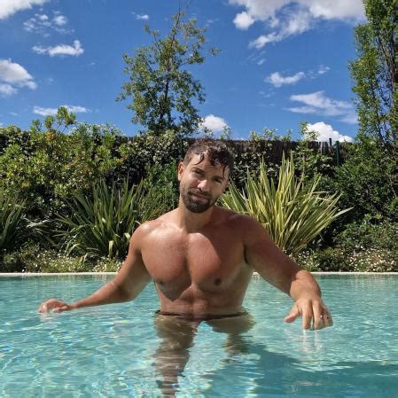 Pablo Albor N Sube La Temperatura De Instagram Con La Foto De Su Primer