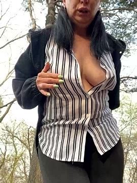 NAUGHTY MILENA Naked Stripping On Cam For Live Sex Video Chat Gyrls