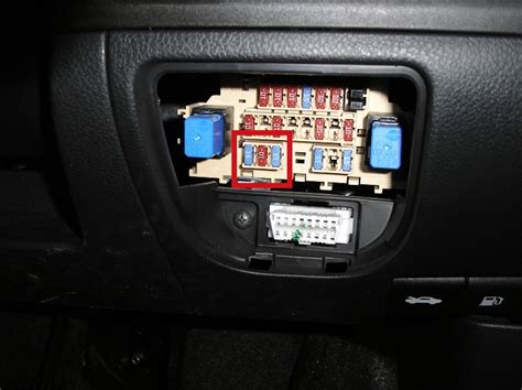 Nissan Note Heater Blower Resistor Card Replacement