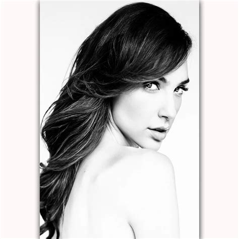 MQ Gal Gadot Wonder Woman Hot Movie Actress Superhero Star Hot Art Poster Silk Canvas Home