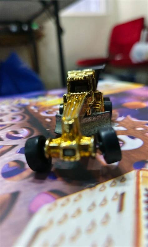 Hot Wheels Gold Chrome Street Cleaver Loose Hobbies Toys Toys Games On Carousell
