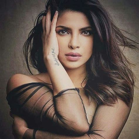 Pin By Keyur Trivedi On Priyanka Chopra Priyanka Chopra Chopra Priyanka Chopra Hot