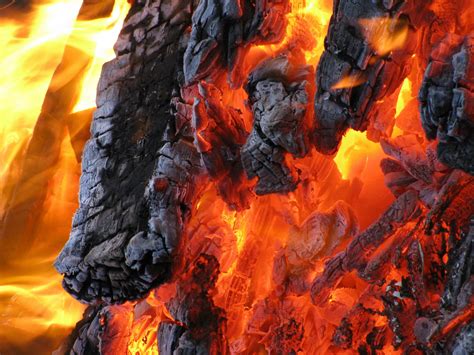 how to pronounce burning