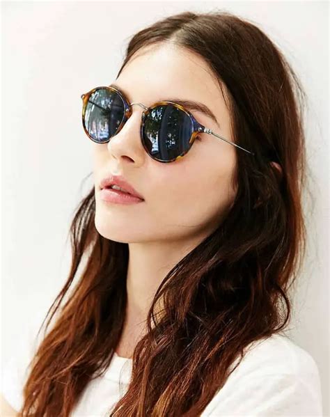 15 Stunning Women Circular Sunglasses SheIdeas