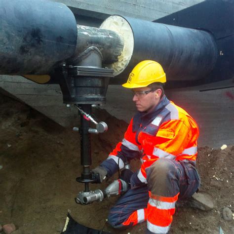 HOT TAPPING SERVICES Systems Group UK LTD