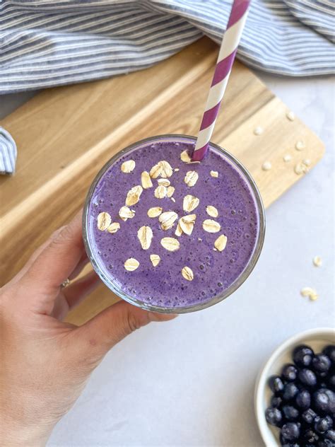 The Best Blueberry Muffin Smoothie