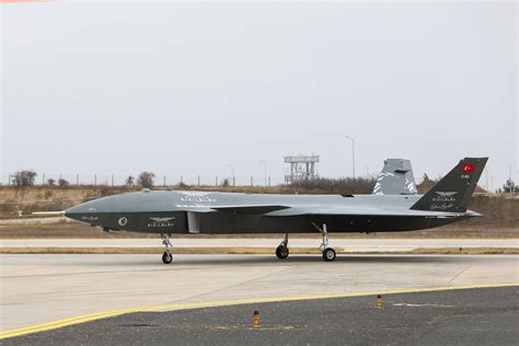 Turkey's Future Unmanned Fighter Jet Conducts First Flight, 47% OFF