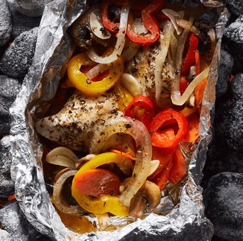 6 Chicken Foil Packet Recipes For Quick And Easy Dinners