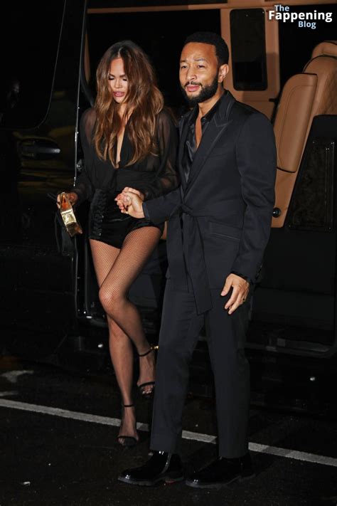 Chrissy Teigen Flashes Her Nude Boobs In New York Fappening