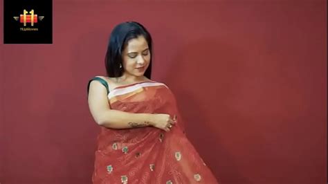 Indian Hot Girl On Sharee Showing Nude Xxx Mobile Porno Videos Movies IPornTV Net