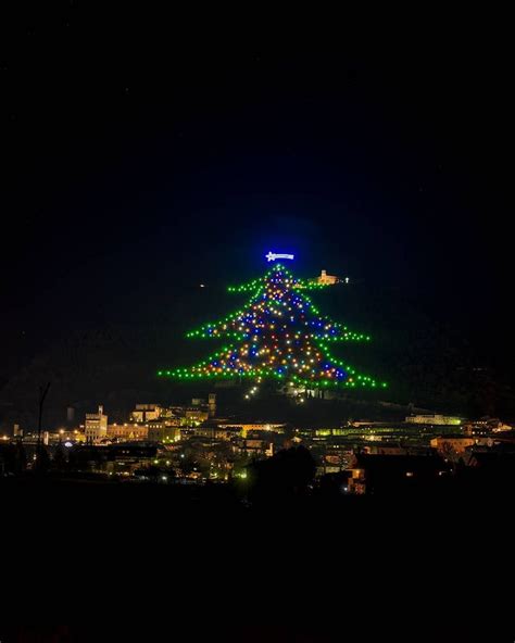 Umbria Perugia Italy On Instagram Gubbio Umbria 8 Dic 2018 Venite A