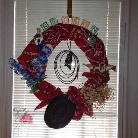 Cowboy wreath | Cowboys wreath, Cowboy christmas, Wreaths