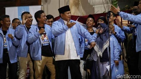 Prabowo Ungkap Asal Muasal Joget Khasnya