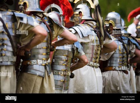 Roman shield formation hi-res stock photography and images - Alamy