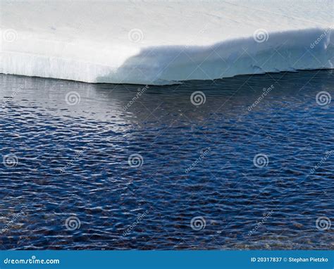 Edge Of Melting Arctic Sea Ice Stock Image Image Of Spring Break