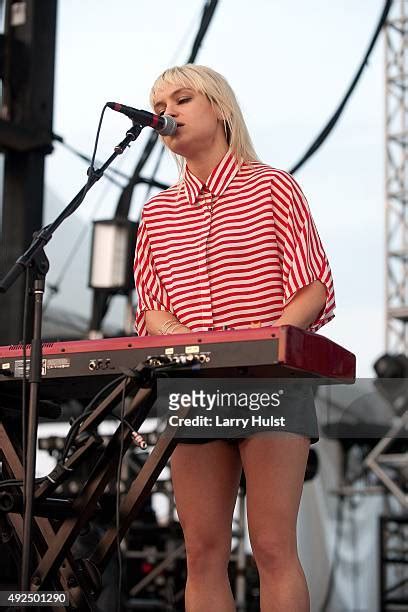 1720 The Airborne Toxic Event Photos And High Res Pictures Getty Images