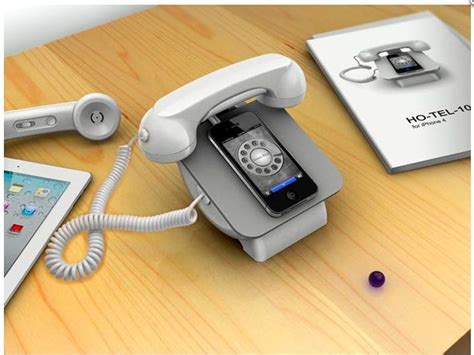 Please A Hipster Turn Your Iphone Into A Rotary Phone With This Dock