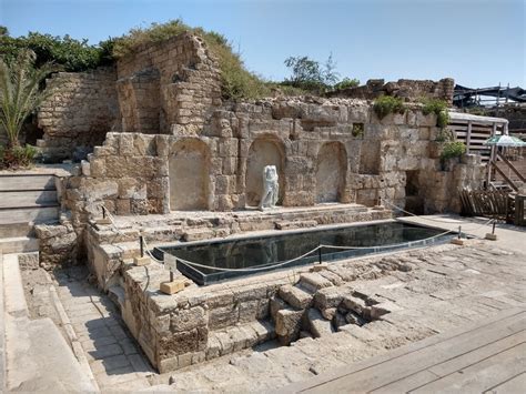 Cesareia Marítima sítio arqueológico em Israel Receita de Viagem