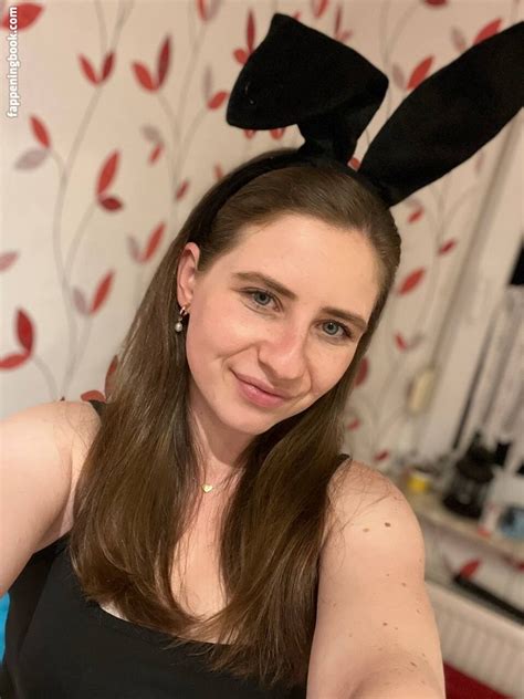 Amina Henderson Amina Hdn Nude OnlyFans Leaks Fappening FappeningBook