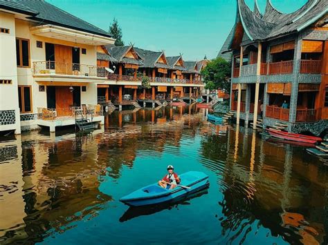 Danau Dariza Resort Garut Penginapan Dengan Nuansa Rumah Adat