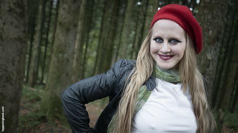 Lucymuse Nude OnlyFans Leaks Fappening FappeningBook