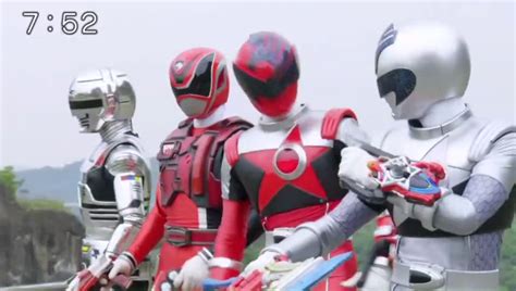 Space Squad Part 2 Gavan Dekaranger To Team Up With The Kyurangers