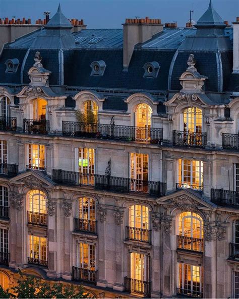 While In Lockdown A Few Beautiful Parisian Façades This Is Glamorous Parisian Architecture