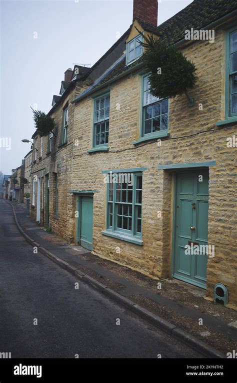 Charlbury village hi-res stock photography and images - Alamy