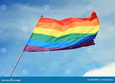 Bright Rainbow Gay Flag Fluttering Lgbt Community Foto De Stock Imagem De Bandeira Grande