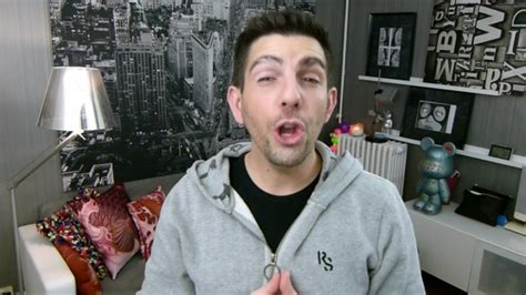 TOUCHEZ VOUS LES COUILLES TOP Des Trucs à Faire Avec Vos Boules Pornhub Gay