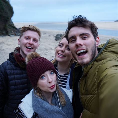 Pin By Youtube Land On Zalfie Vlog Squad Best Youtubers Youtubers