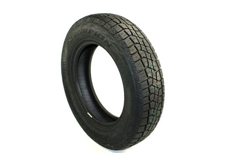 Winter Reifen Pirelli Scorpion 185/75 R16 ATR 93 Lada Niva Urban Taig