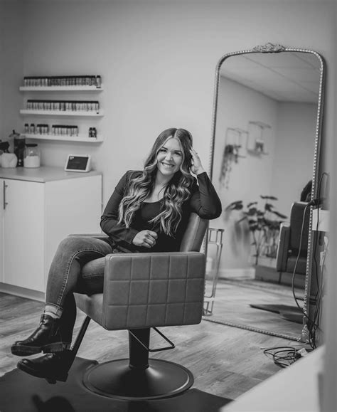 Team 1 — Mane Salon Suites