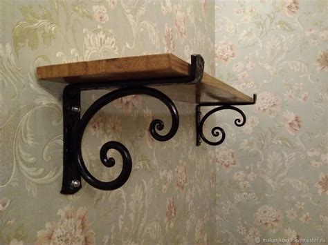 Кованые полки на стену - 35 фото