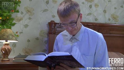 Russian Mature Milf Viola Stunnigmatures Porn Videos