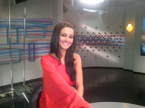 Shibani Dandekar New Latest Hot Wallpapers Anchoring In IPL Latest Wallpaper