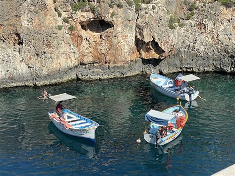 Review - Blue Grotto Malta Boat Ride to Visit the Blue Water Caves Along the Coast