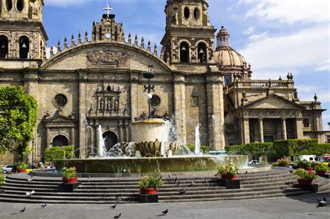 Guides Guadalajara Mexico Introduction Daves Travel Corne