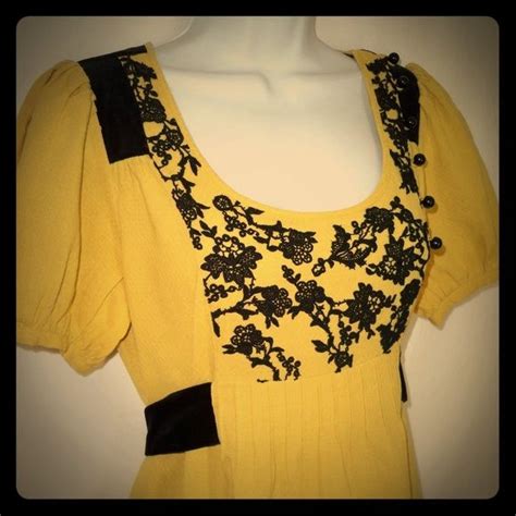 Gorgeous Yellow Anthropologie Lithe Dress Size 2