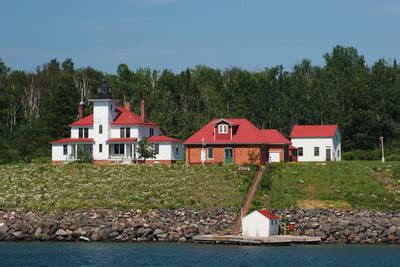 Great Lakes Lighthouses - GREAT LAKES CRUISES