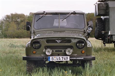 UAZ469B