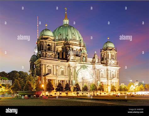 Berlin, Berliner dom at night Stock Photo - Alamy